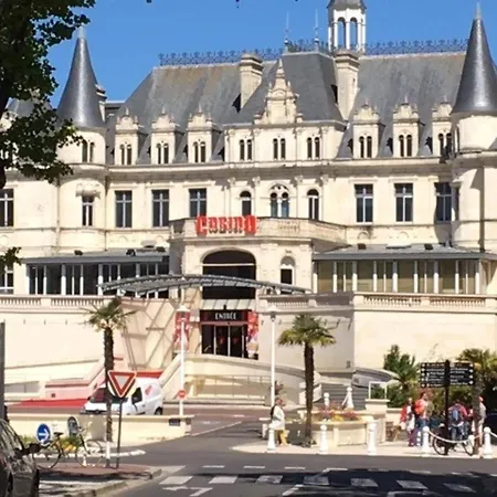 24m² Au Centre D'arcachon, Proche Gare Et Plage, Balcon Sud - Fr-1-374-104 Appartement